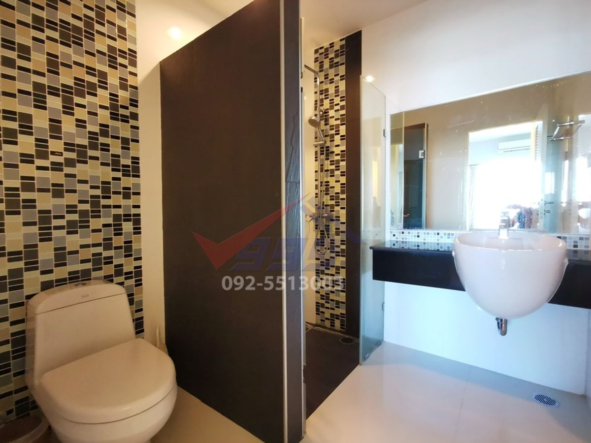 For RentCondoPattanakan, Srinakarin : Condo for rent, The Four Wings Residence, 2 bedrooms, corner room.