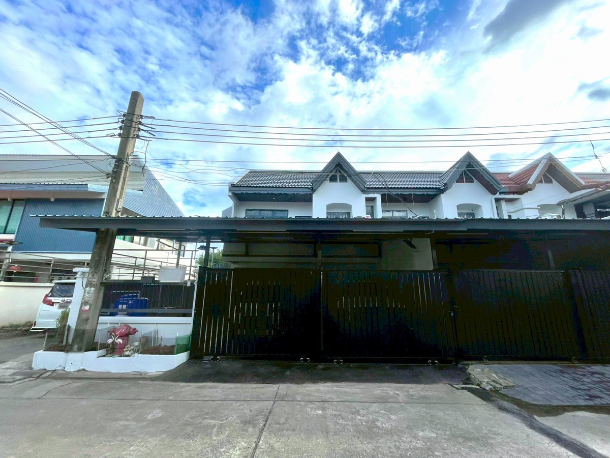 ให้เช่าทาวน์โฮมรัชดา ห้วยขวาง : HK0603♛New Renovate ให้เช่า ทาวน์เฮ้าส์ 3 ห้องนอน⚝ห้วยขวาง-รัชดา♜MRTห้วยขวาง∞099-5919653,065-9423251▚Line@sureresidence