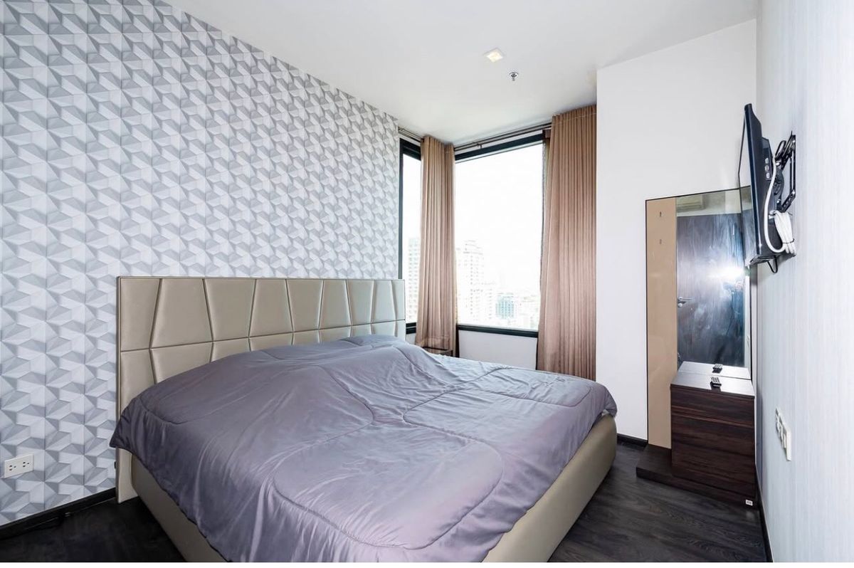 ขายคอนโดสุขุมวิท อโศก ทองหล่อ : Edge Sukhumvit 23 Area 42 Sqm 9.4 MB Nice View