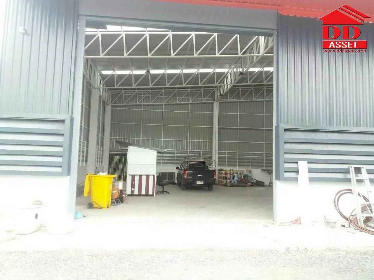 ขายโกดังปทุมธานี รังสิต ธรรมศาสตร์ : ขายอาคาร 3 ชั้น พร้อมโกดัง หนองเสือ จ.ปทุม รหัส : F8032