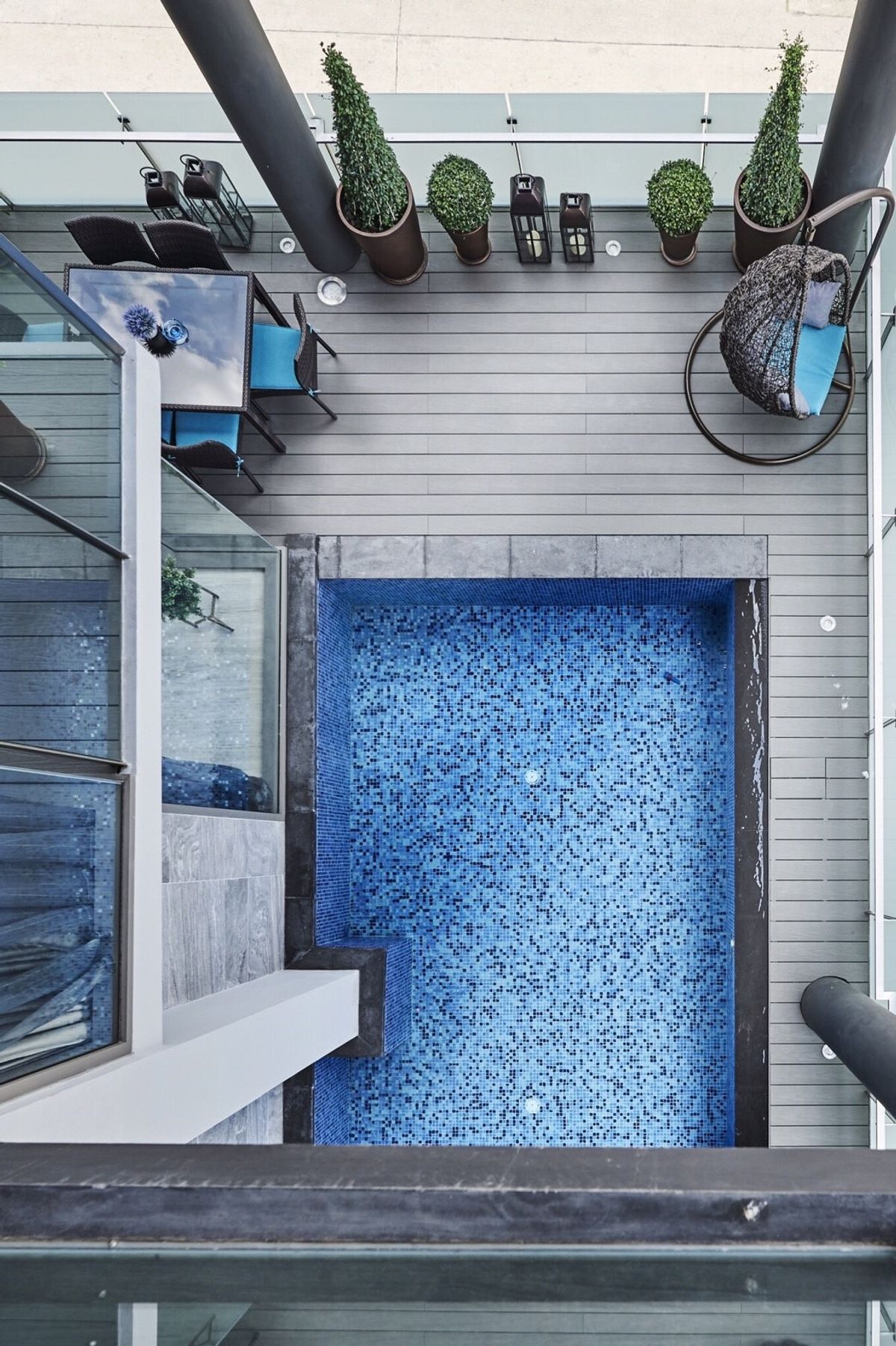 Home OfficeKasetsart, Ratchayothin : 🔥For sale: 7-story Luxury Office building with elevator + swimming pool, Ratchada 31, Intersection 2, near MRT Lat Phrao.