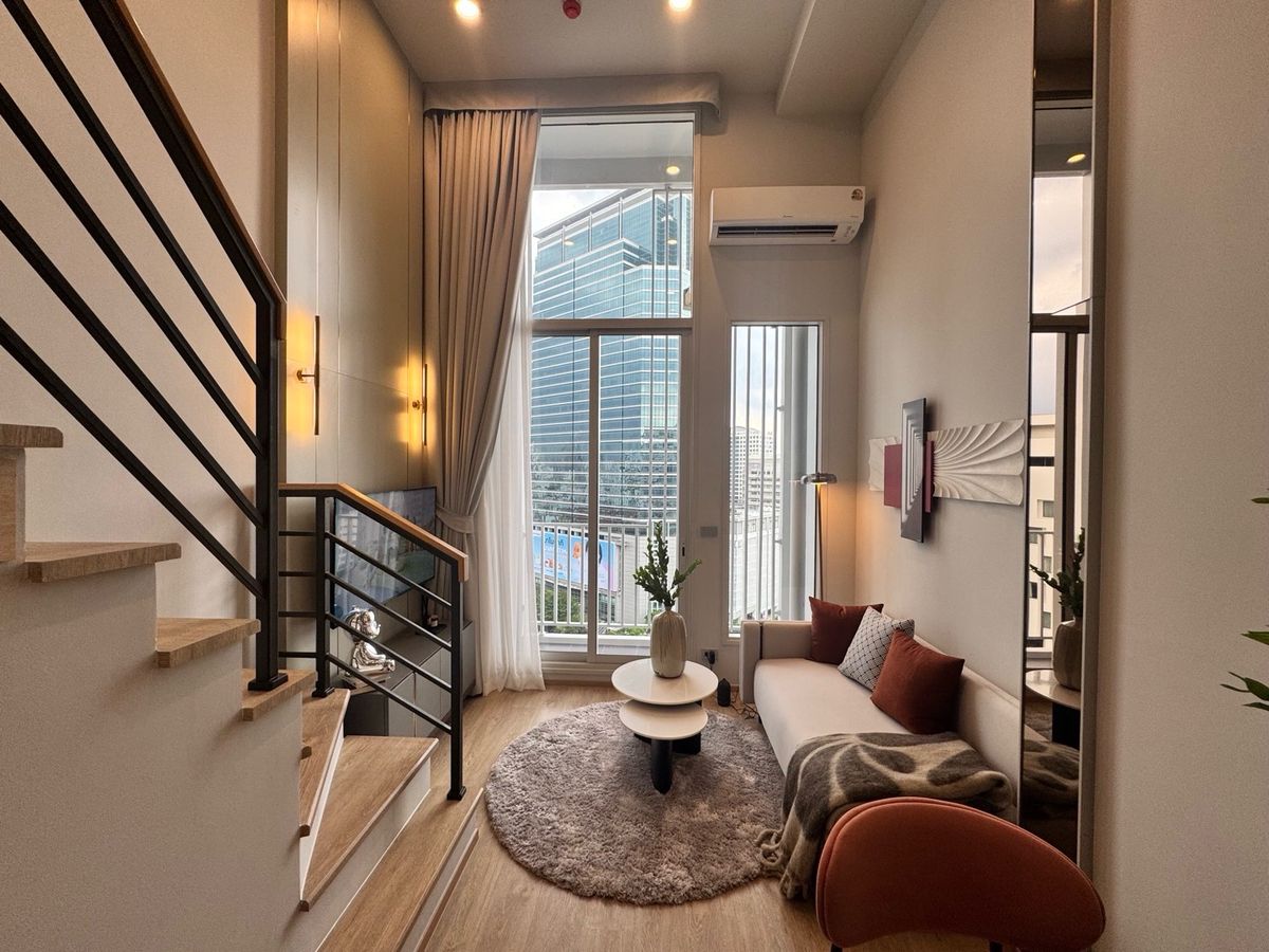 For SaleCondoSilom, Saladaeng, Bangrak : Culture Chula, special price, 1 bedroom, price 6.83 million baht, contact 0869017364