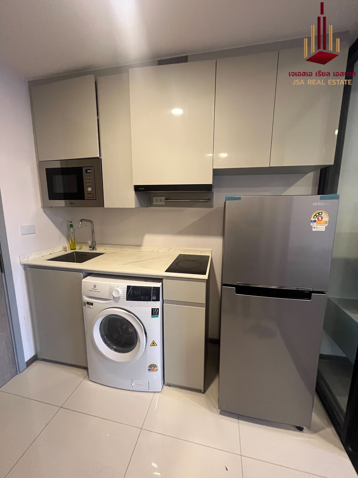 ให้เช่าคอนโดรัชดา ห้วยขวาง : ✨ For Rent: Soho Bangkok Ratchada Condo ✨  💰 Only 19,000 thb/month