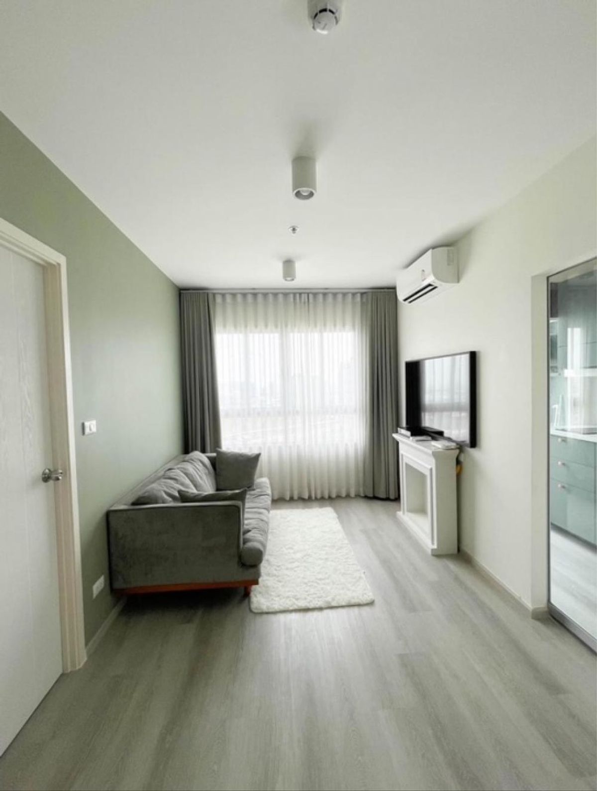For RentCondoThaphra, Talat Phlu, Wutthakat : Elio Sathorn Wutthakat【𝐑𝐄𝐍𝐓】🔥Bright Modern style with natural light tones reflecting vitality🔥  Contact Line ID: @hacondo