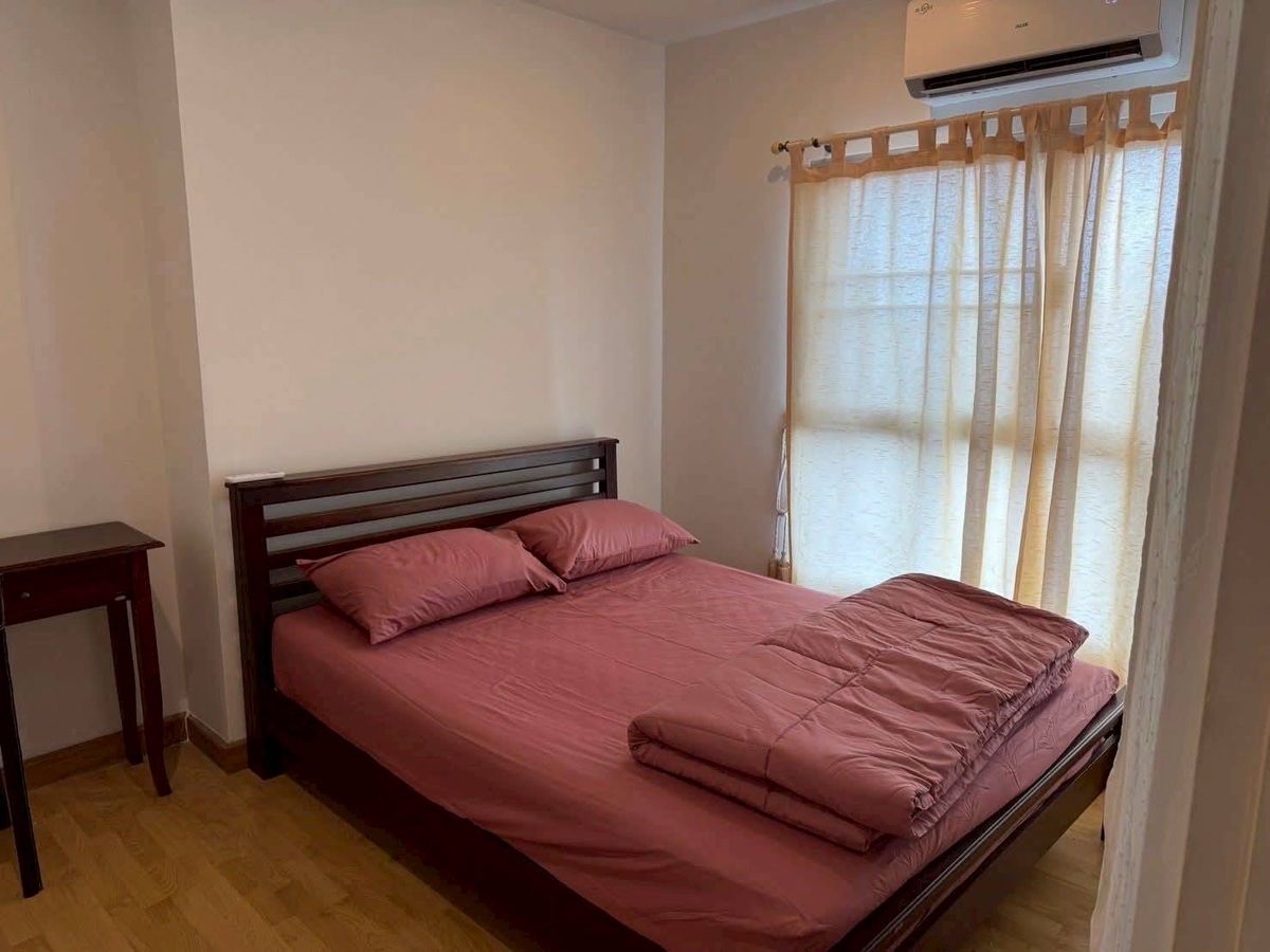 For SaleCondoThaphra, Talat Phlu, Wutthakat : Urgent Sale‼️ The Parkland Taksin–Thapra Prime location near BTS Talat Phlu 🚆 Fully furnished with electrical appliances — ready to move in! Great facilities: swimming pool, fitness, and garden 