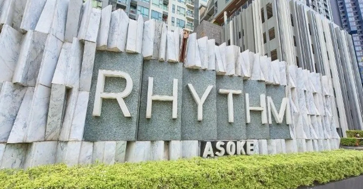 For SaleCondoRama9, Petchburi, RCA : ✨ For Sale: RHYTHM Asoke Condo ✨ 💰 Only 5,930,000 THB