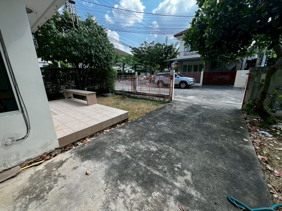 ให้เช่าบ้านพระราม 5 ราชพฤกษ์ บางกรวย : บ้านเดี่ยว พื้นที่เยอะ ครัวใหญ่มาก จดบริษัทได้ เลี้ยงสัตว์ได้ อยู่หลัง เซ็นทรัล เวสต์วิลล์ 4 ห้องนอน 3 ห้องน้ำ