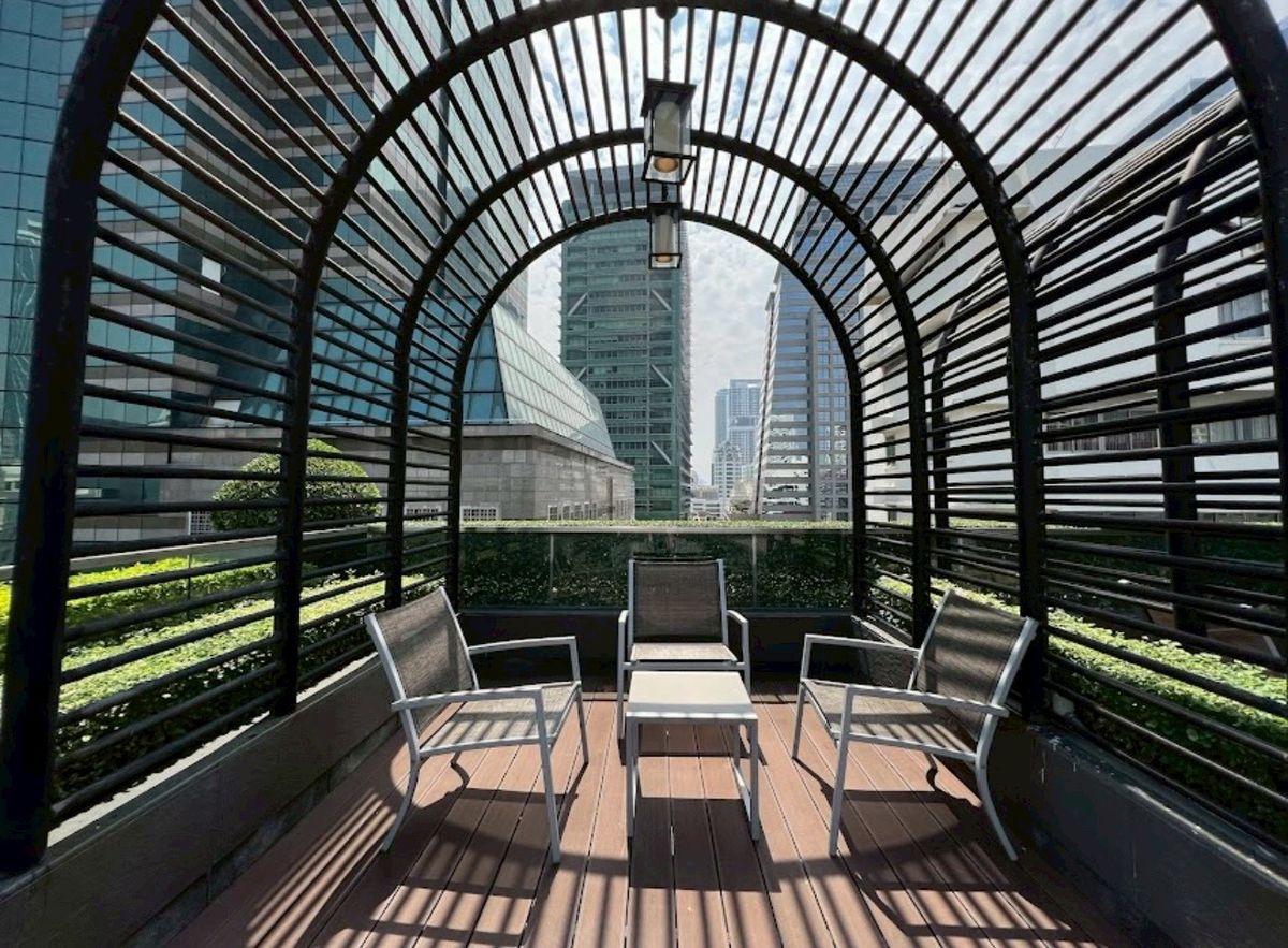 ขายคอนโดสาทร นราธิวาส : ✨Exclusive Opportunity at Sathon-Silom Collezio Sathorn-Pipat | Modern Italian Design ❤️