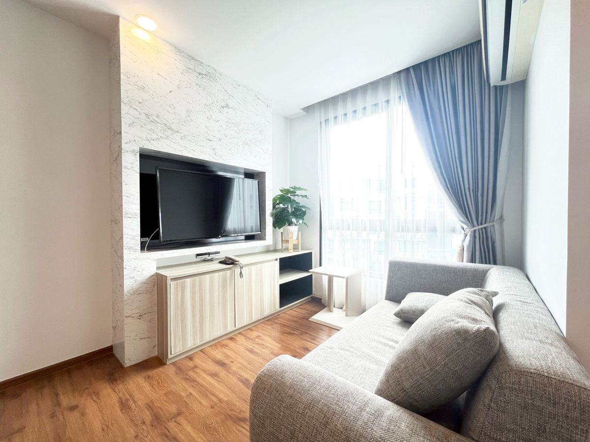 ขายคอนโดศรีราชา แหลมฉบัง บ้านบึง : ขาย Stasia Residence Sriracha 1 ห้องนอน วิวสระว่ายน้ำ