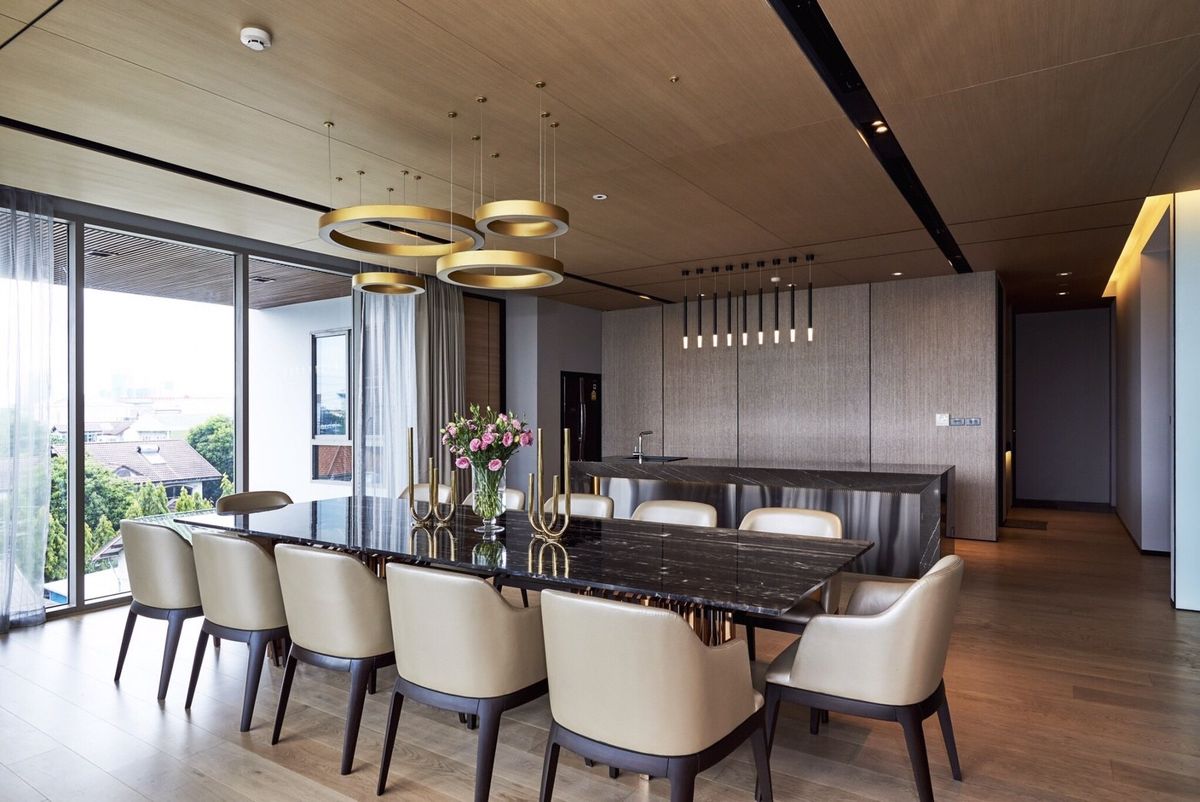 Home OfficeKasetsart, Ratchayothin : 🔥For sale: 7-story Luxury Office building with elevator + swimming pool, Ratchada 31, Intersection 2, near MRT Lat Phrao.