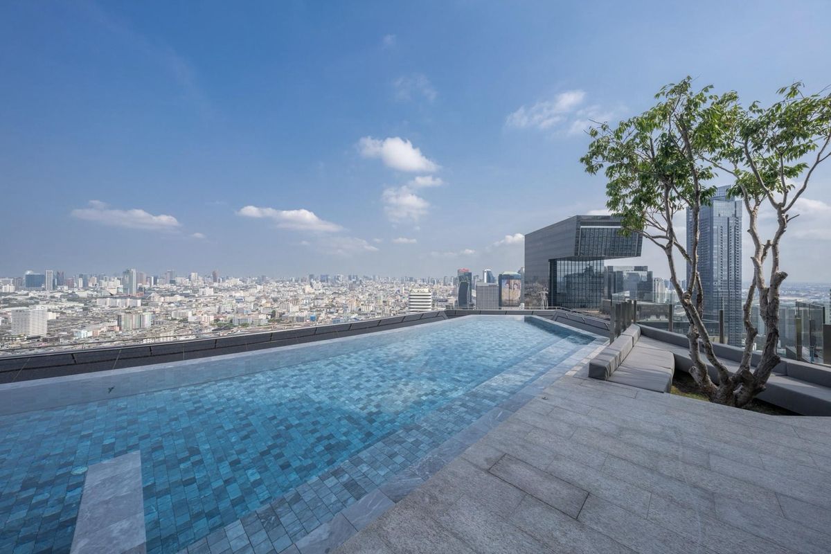 For SaleCondoRama9, Petchburi, RCA : New room ready to move in, easy installments 𝟐𝟗,𝟎𝟎𝟎/month 𝐅𝐫𝐞𝐞 Every expense Ready to move in Impressive care at every level. Selling at a loss.