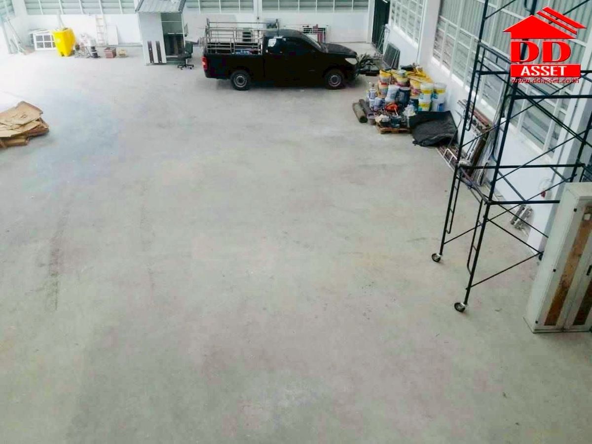 ขายโกดังปทุมธานี รังสิต ธรรมศาสตร์ : ขายอาคาร 3 ชั้น พร้อมโกดัง หนองเสือ จ.ปทุม รหัส : F8032