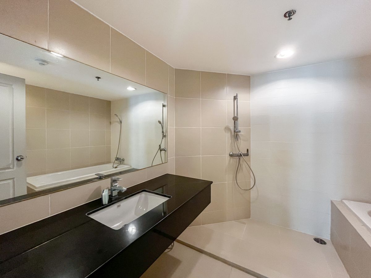 For SaleCondoRama9, Petchburi, RCA : 🔥 Condo for sale Belle Grand Rama 9 | Large room in the heart of Rama 9, near MRT Rama 9 [KOs251001]