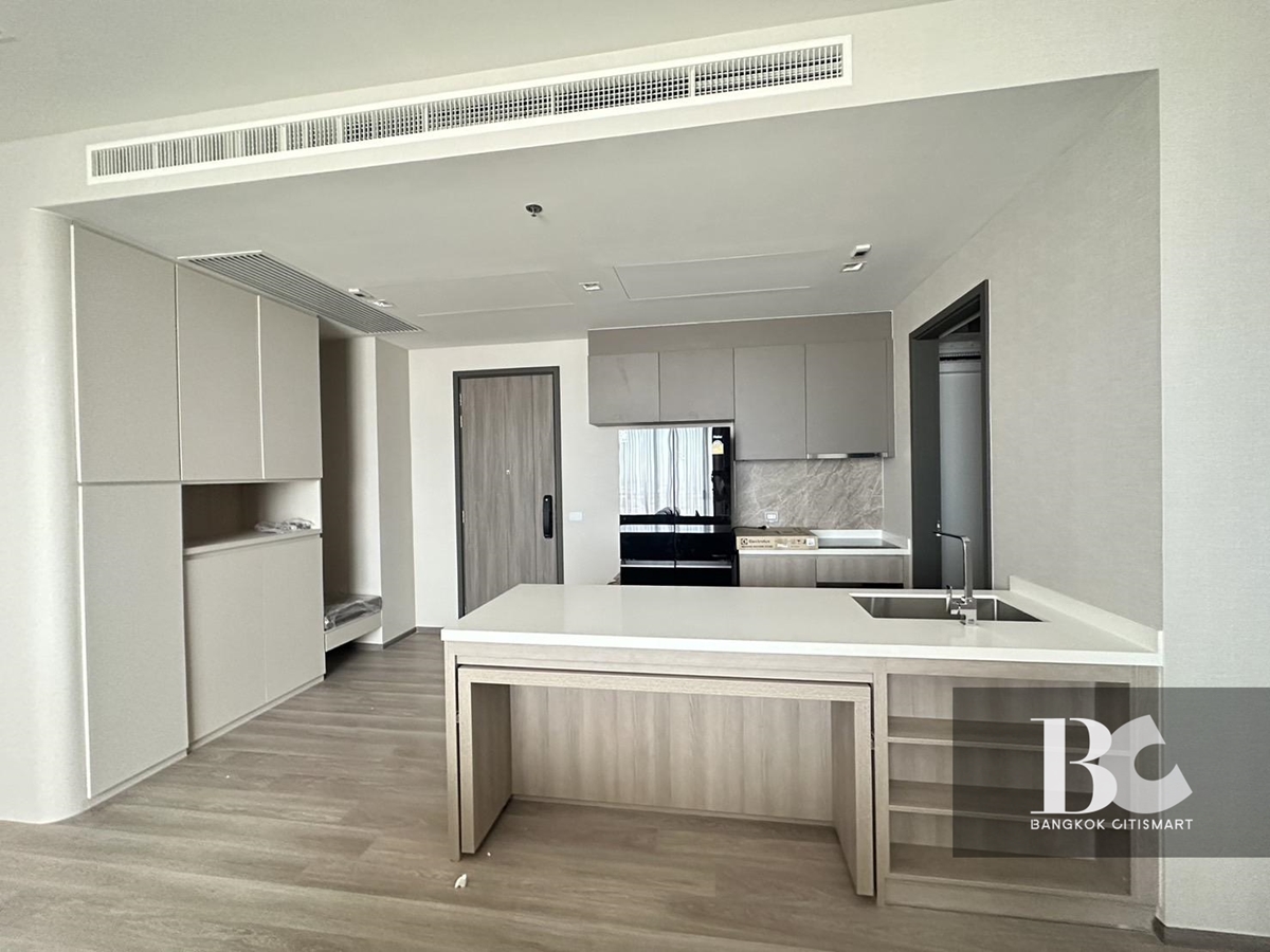 For RentCondoSathorn, Narathiwat : 🔥Urgent rental🔥Rhythm Charoenkrung Pavilion* near BTS Saphan Taksin, fully furnished, ready to move in