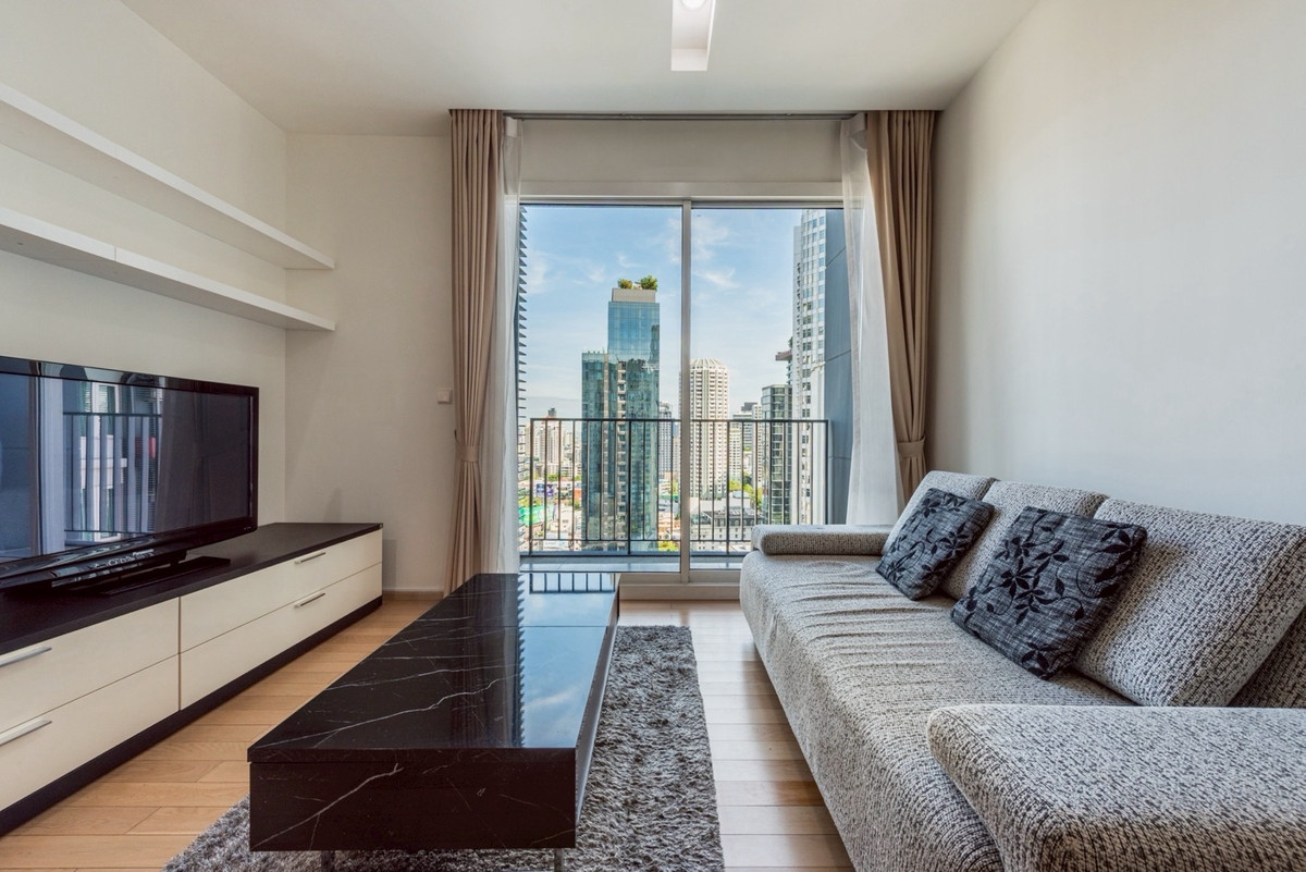 For SaleCondoSukhumvit, Asoke, Thonglor : 🔥For Sale !!! For Sale 🔥 Siri @ Sukhumvit 🔥1BR 1BR.🔥9.5 M 🔥51.58 sqm. Floor22