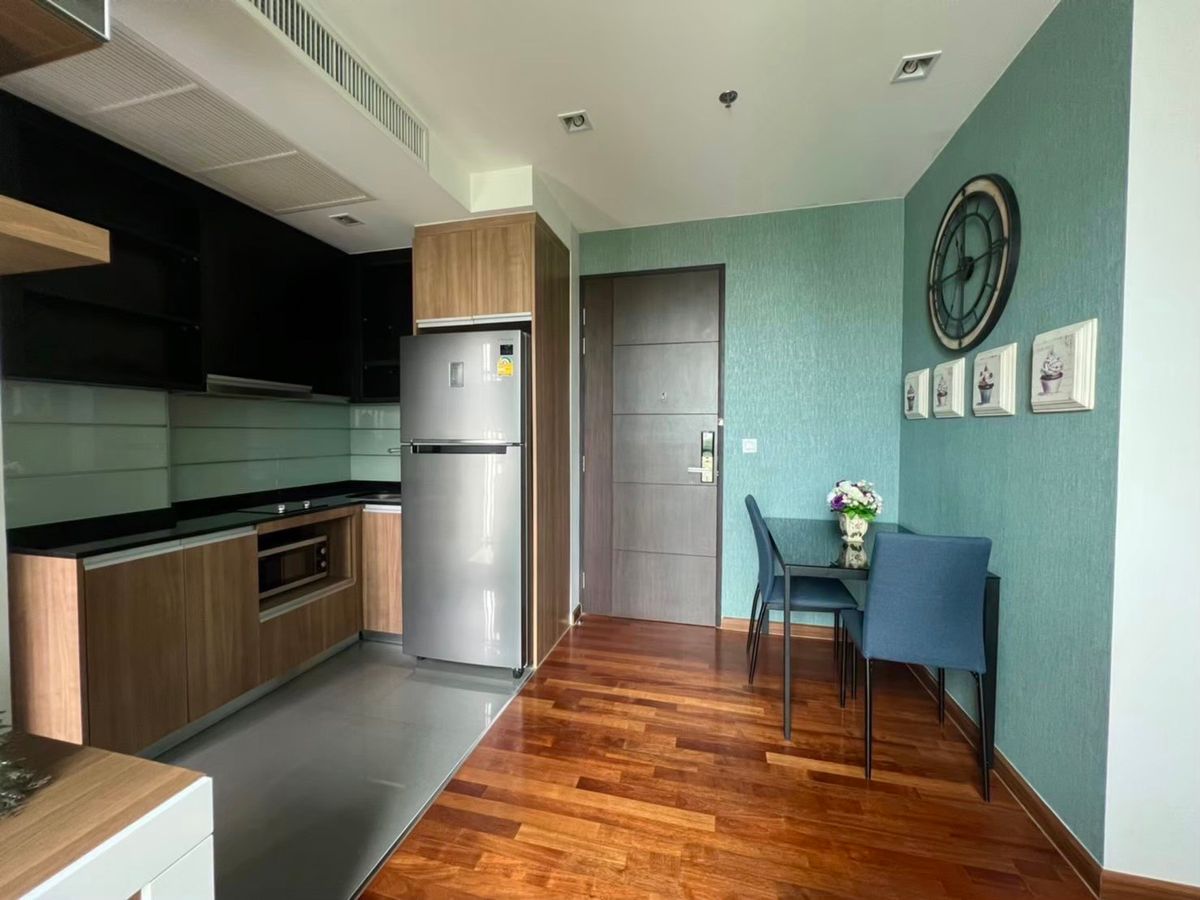 ให้เช่าคอนโดราชเทวี พญาไท : Wish Signature Midtown Siam 1【𝐑𝐄𝐍𝐓】🔥พื้นไม้และเฟอร์นิเจอร์โทนธรรมชาติ ที่ทำให้ทุกเช้ารู้สึกผ่อนคลายและสงบแบบมีสไตล์🔥  ติดต่อไลน์ไอดี: @hacondo