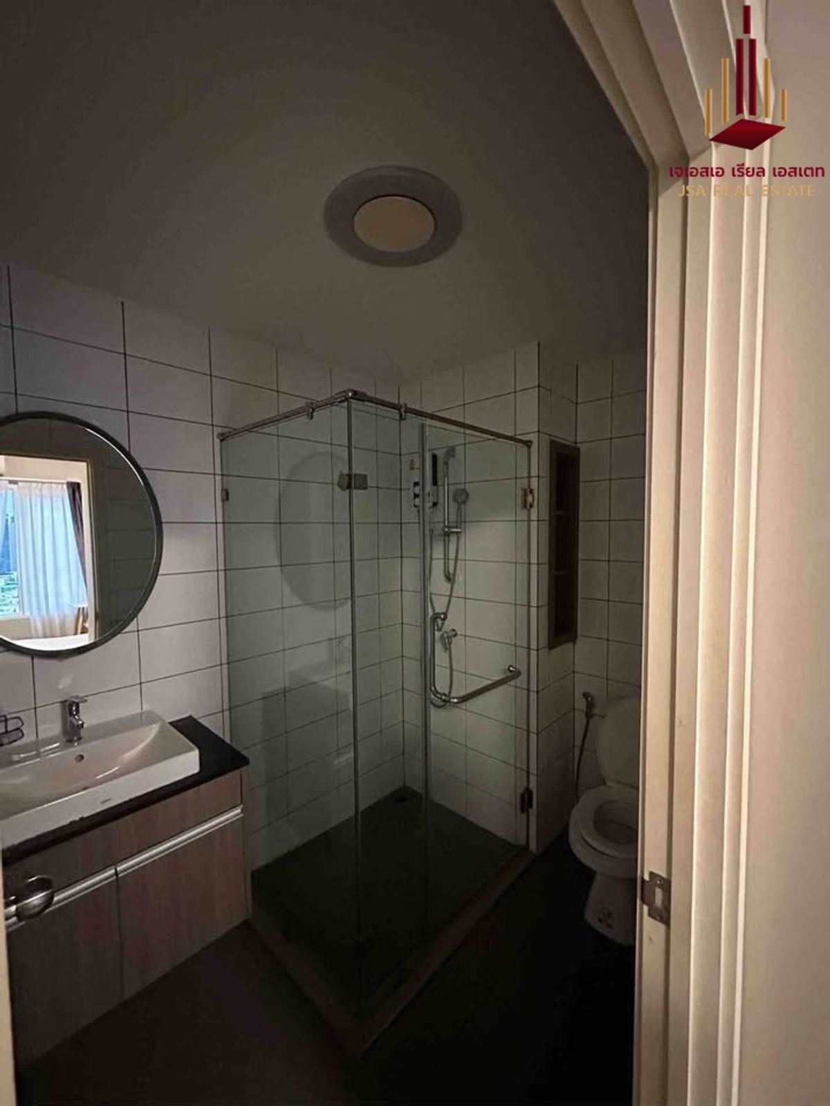 For SaleCondoRatchadapisek, Huaikwang, Suttisan : ✨ For Sale: Chapter One Eco Ratchada Huaikhwang Condo ✨ 💰 Only 2,900,000 THB