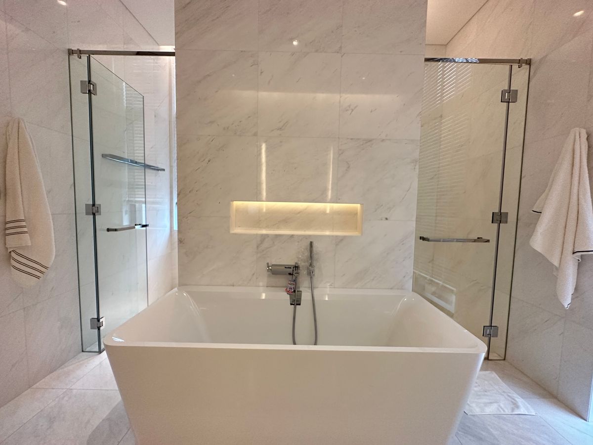 ขายคอนโดวิทยุ ชิดลม หลังสวน : ขายคอนโดหรู 3 ห้องนอน วิวสวนลุมสุดตระการตา ที่ สินธร ลุมพินี