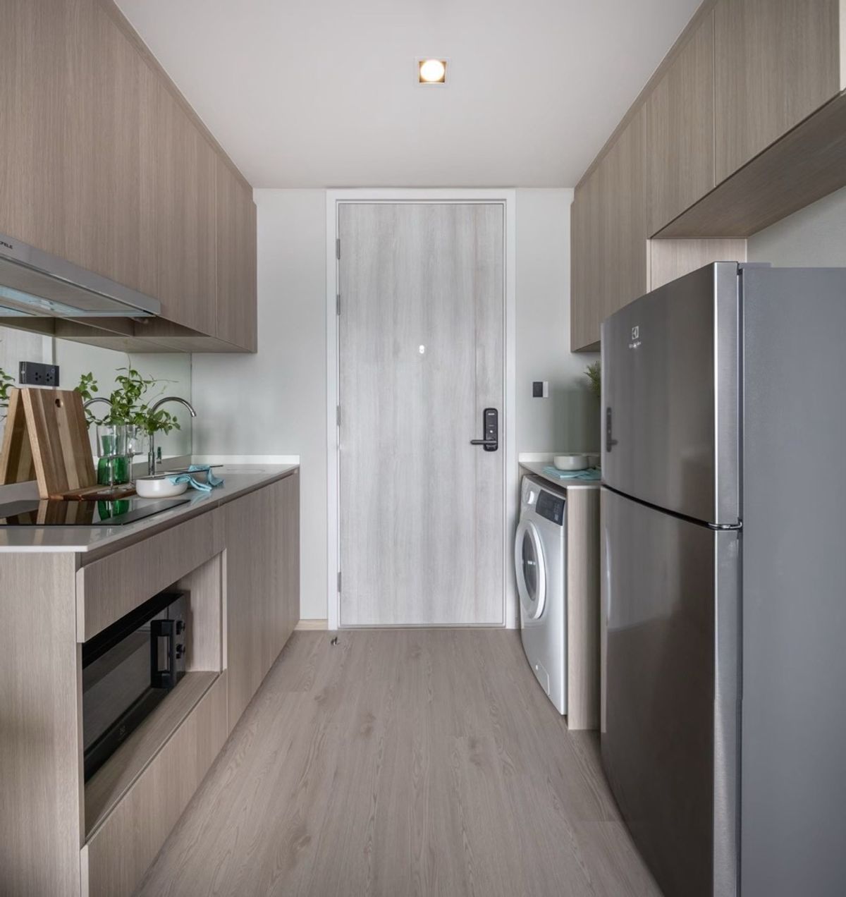 For SaleCondoWongwianyai, Charoennakor : 1 Bedroom Plus @ Reference Sathorn – Wongwianyai | Near BTS Wongwian Yai 130 m. | Fully Furnished | Installments 15,000 baht/month.