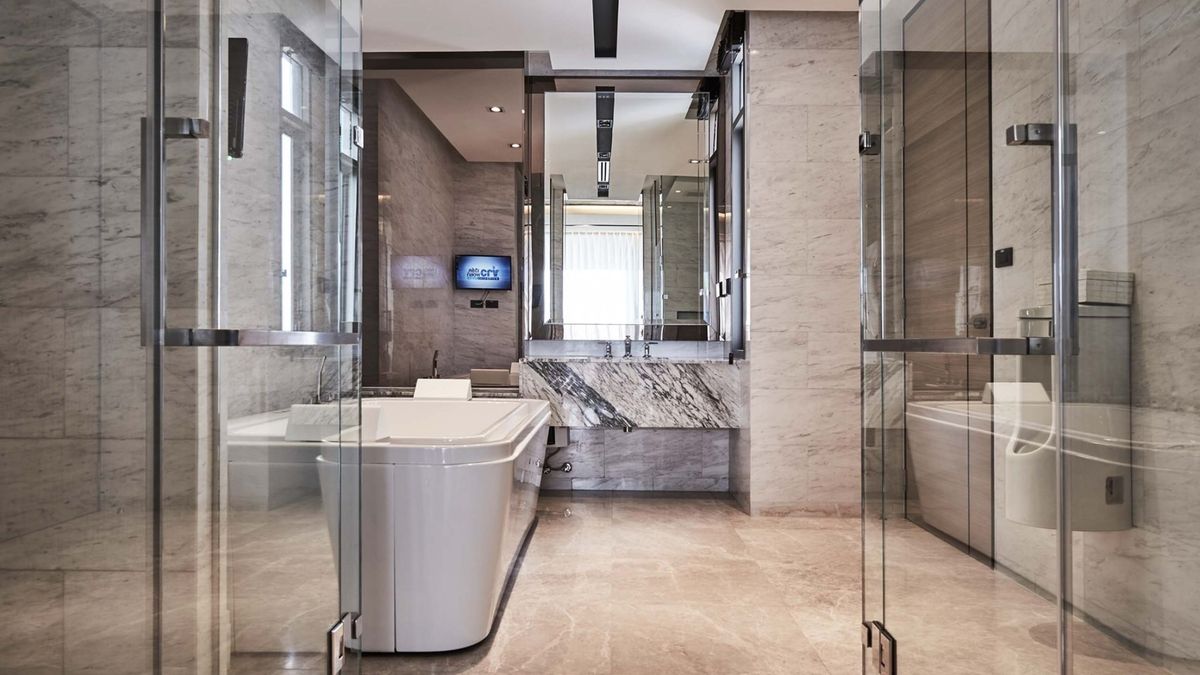 Home OfficeKasetsart, Ratchayothin : 🔥For sale: 7-story Luxury Office building with elevator + swimming pool, Ratchada 31, Intersection 2, near MRT Lat Phrao.