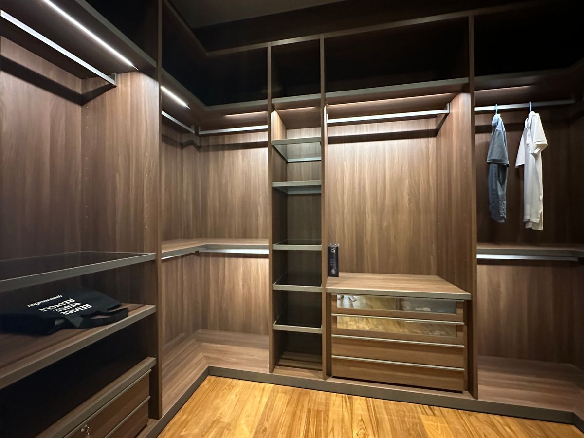 ขายคอนโดวิทยุ ชิดลม หลังสวน : ขายคอนโดหรู 3 ห้องนอน วิวสวนลุมสุดตระการตา ที่ สินธร ลุมพินี