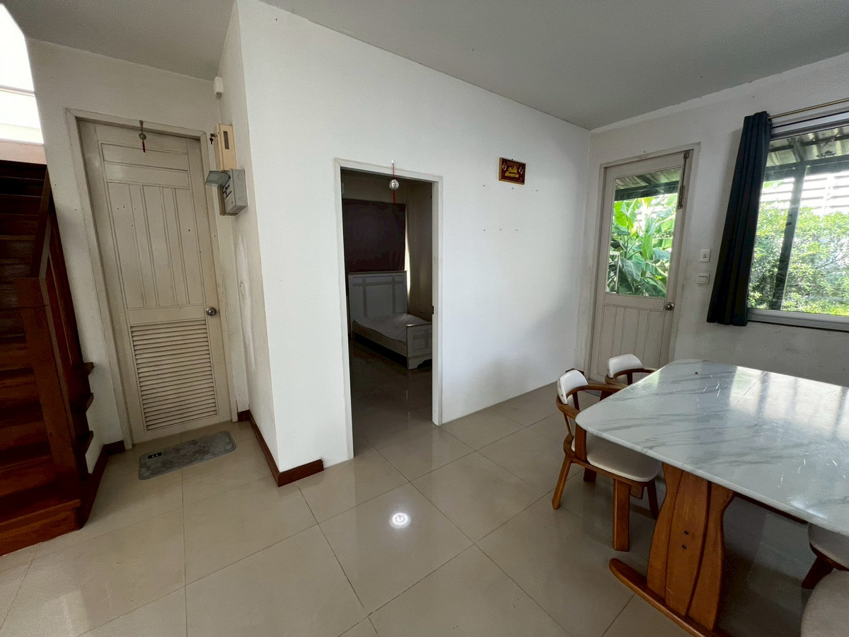 ให้เช่าบ้านพระราม 5 ราชพฤกษ์ บางกรวย : บ้านเดี่ยว พื้นที่เยอะ ครัวใหญ่มาก จดบริษัทได้ เลี้ยงสัตว์ได้ อยู่หลัง เซ็นทรัล เวสต์วิลล์ 4 ห้องนอน 3 ห้องน้ำ