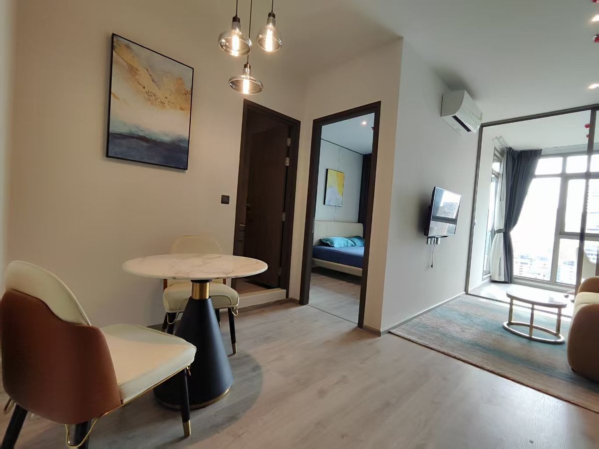For RentCondoSukhumvit, Asoke, Thonglor : Rhythm Ekkamai Estate