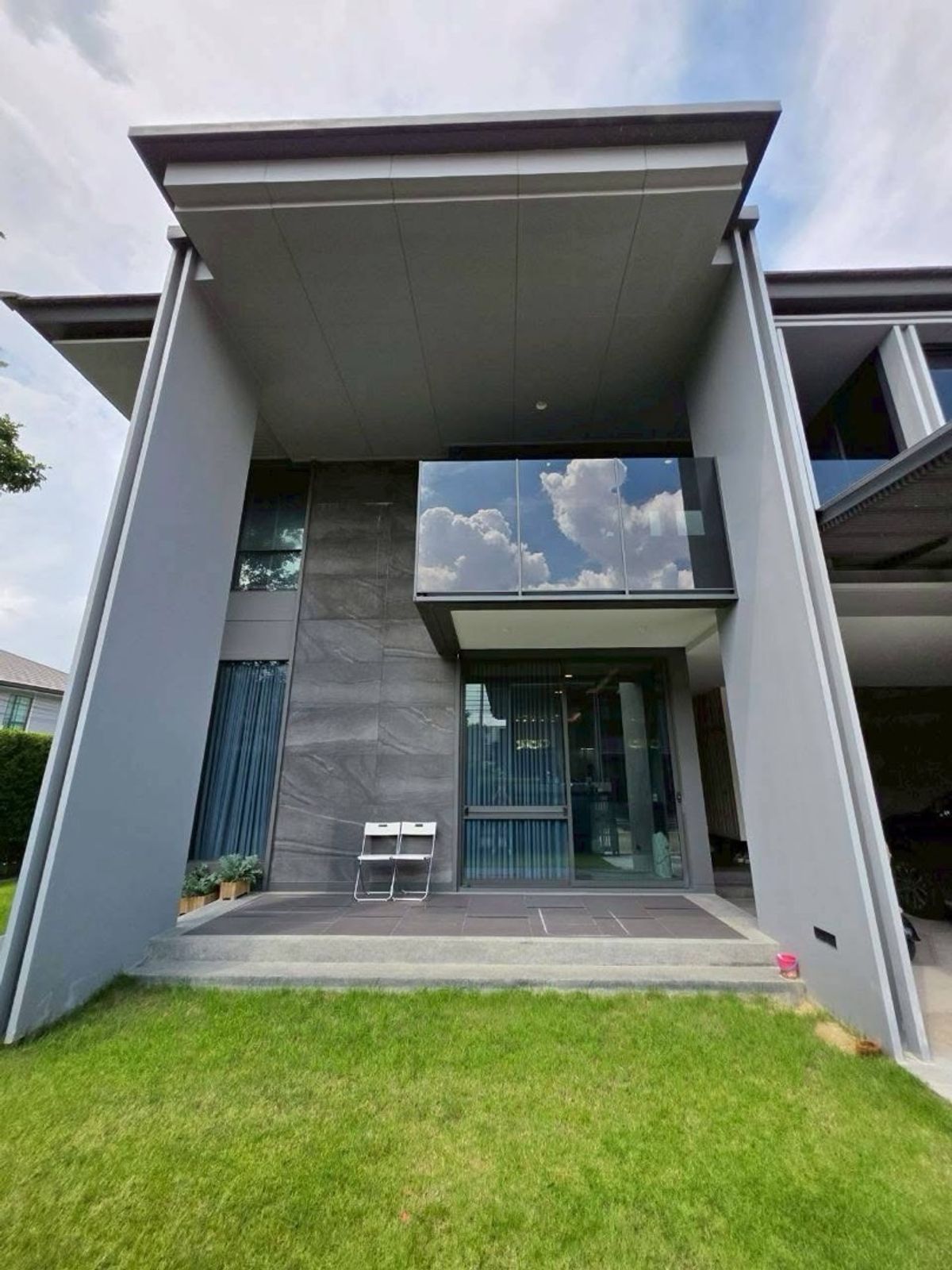 HousePattanakan, Srinakarin : For sale/rent