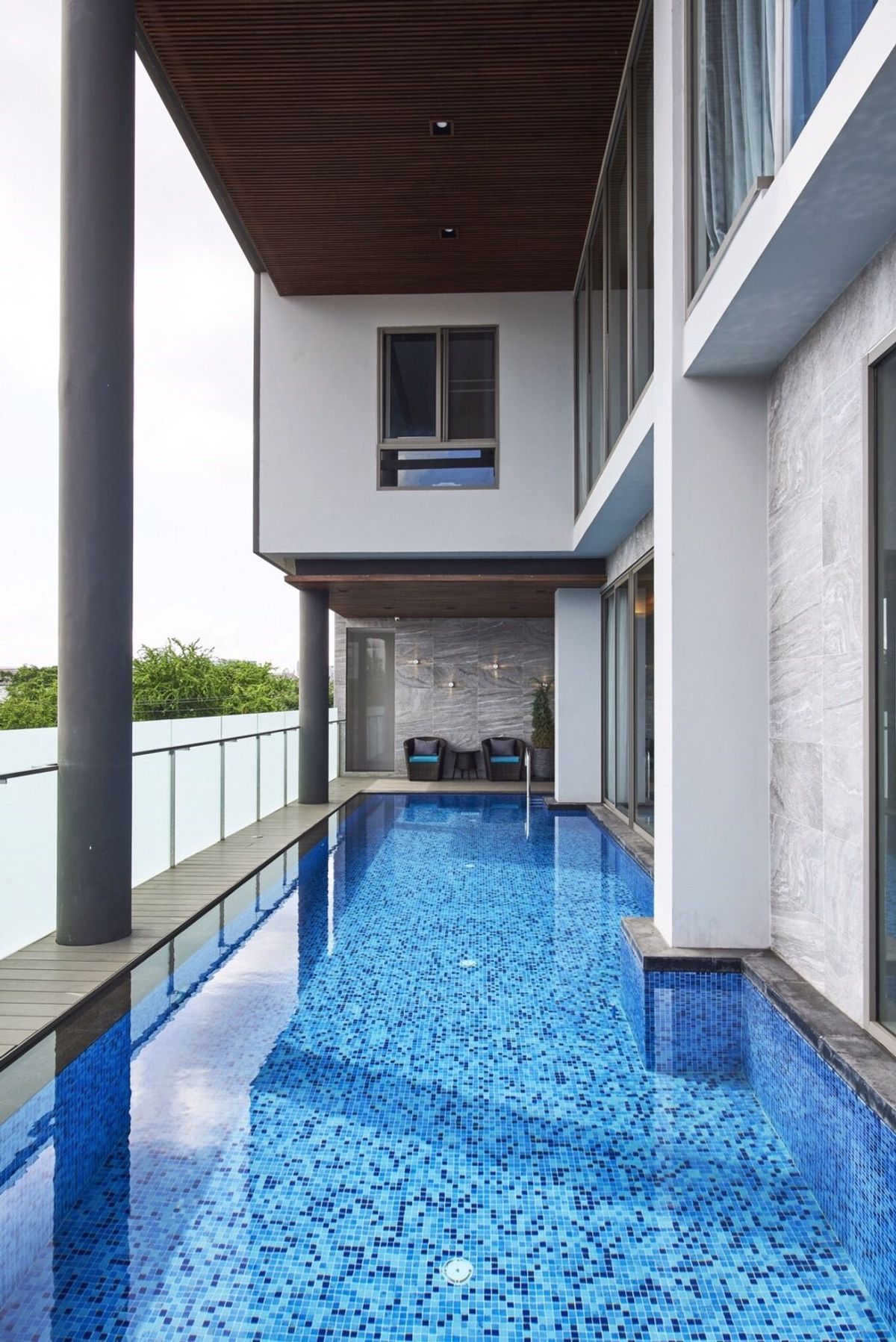 Home OfficeKasetsart, Ratchayothin : 🔥For sale: 7-story Luxury Office building with elevator + swimming pool, Ratchada 31, Intersection 2, near MRT Lat Phrao.