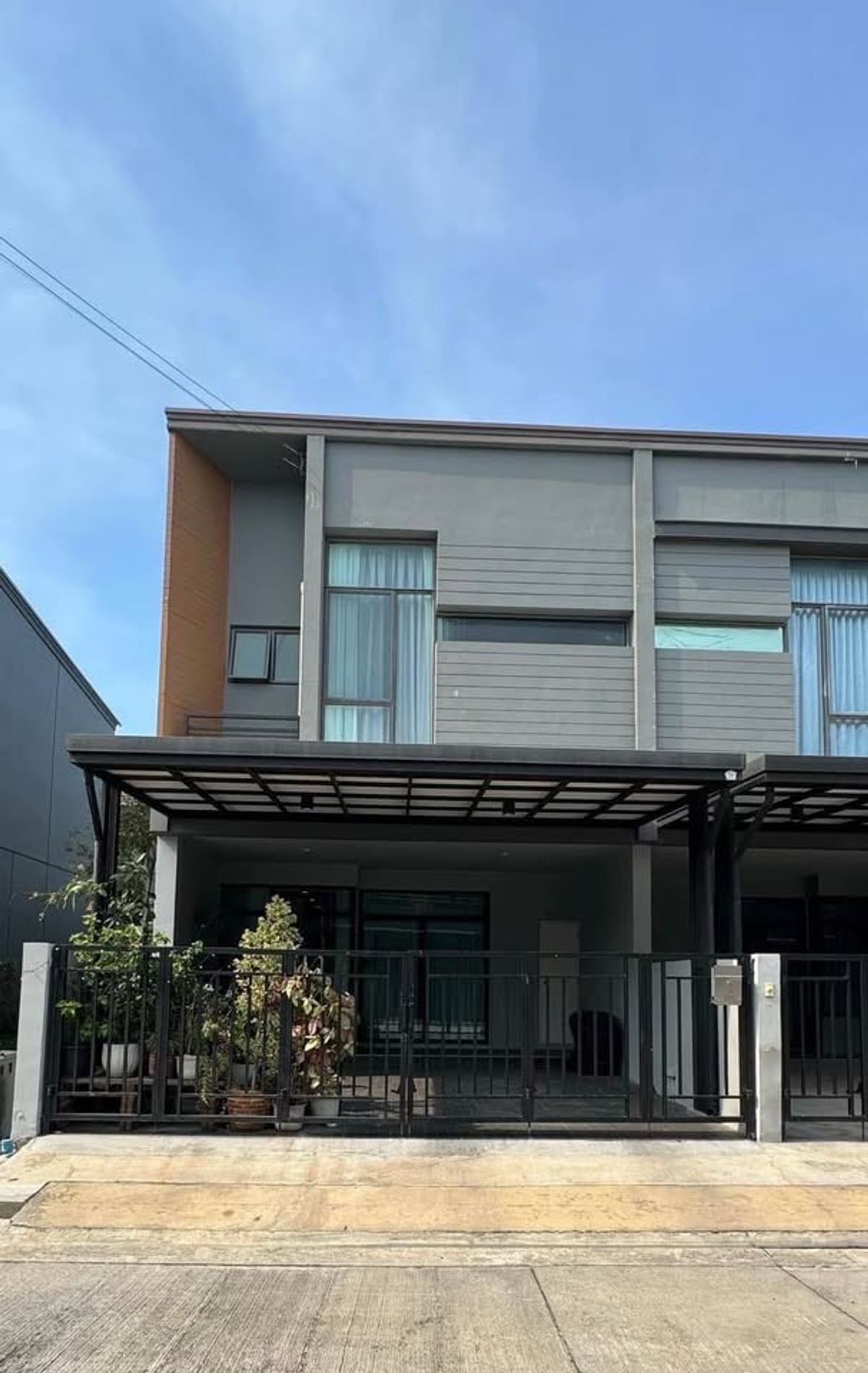 ให้เช่าทาวน์โฮมพัฒนาการ ศรีนครินทร์ : 🏠ให้เช่าทาวน์โฮม เวิร์ฟพระราม 9 เดินทางสะดวก ติดทางด่วนมอเตอร์เวย์