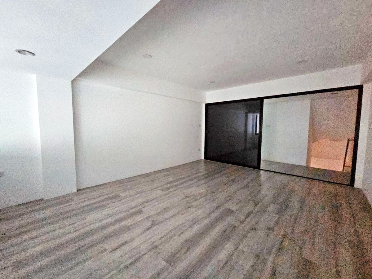 ขายอาคารพาณิชย์เยาวราช บางลำพู : ขาย อาคารพาณิชย์ 3.5 ชั้น เดอะริช อเวนิว @ ดำรงรักษ์ 19.1 ตรว. เหมือนใหม่ ไม่เคยอยู่อาศัย