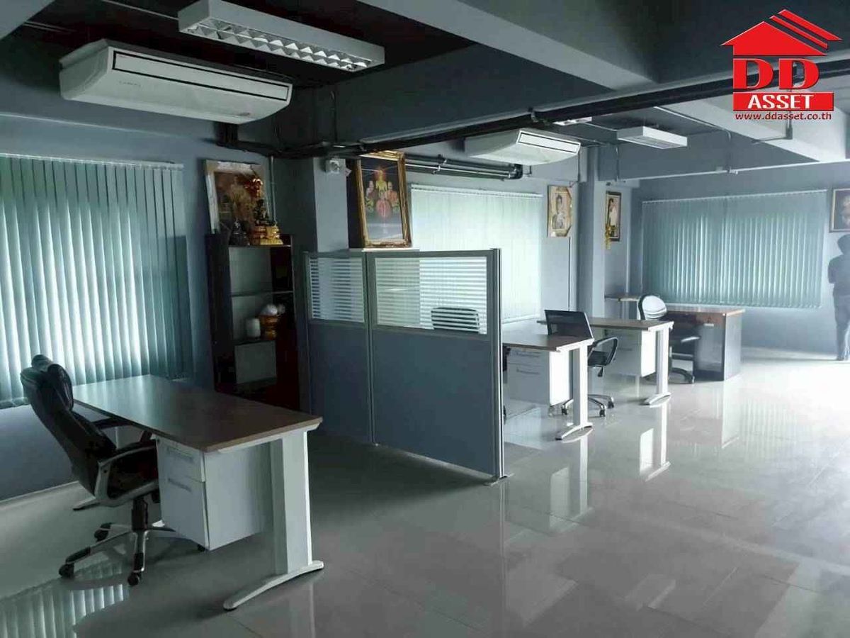 ขายโกดังปทุมธานี รังสิต ธรรมศาสตร์ : ขายอาคาร 3 ชั้น พร้อมโกดัง หนองเสือ จ.ปทุม รหัส : F8032