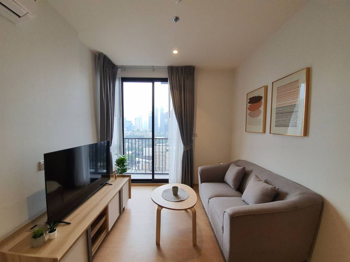 For RentCondoSukhumvit, Asoke, Thonglor : PET FRIENDLY Maru Ekkamai - stay happily with your paw buddy