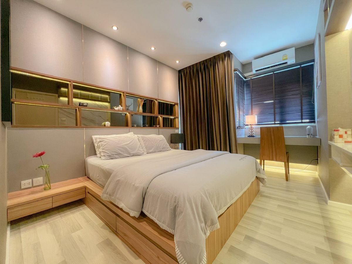 ให้เช่าคอนโดสาทร นราธิวาส : ✨ For Rent: The Key Sathorn - Charoenrat ✨ Only 34,000 THB/month 💰