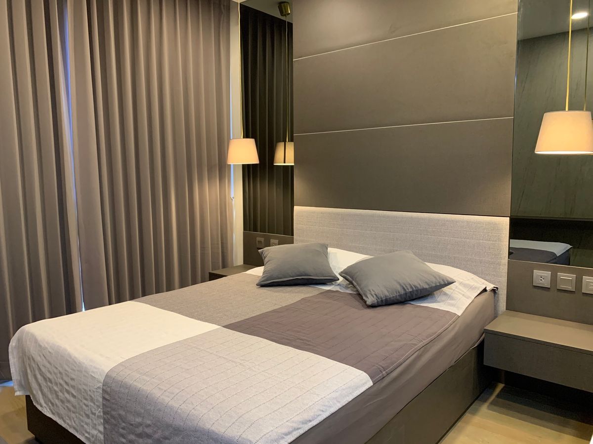 For SaleCondoSiam Paragon ,Chulalongkorn,Samyan : Ashton Chula Silom【𝐒𝐄𝐋𝐋 & 𝐑𝐄𝐍𝐓】🔥The most sophisticated, dark tone adds a touch of luxury and energy to any room, giving it a modern feel.🔥  Contact Line ID: @hacondo