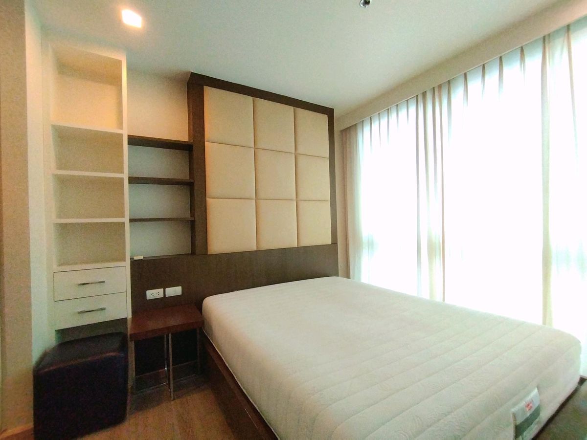 For RentCondoSiam Paragon ,Chulalongkorn,Samyan : 🏙️Beautiful room for rent, city view, not blocked, high floor, fully furnished, complete with electricity. Talk to us 📲or Line : 0616395225
