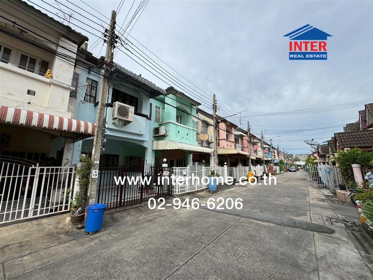 ขายทาวน์โฮมวิภาวดี ดอนเมือง หลักสี่ : ทาวน์เฮ้าส์ 2 ชั้น 16 ตร.ว. หมู่บ้านสิรินเฮ้าส์ ดอนเมือง ซอยประชาอุทิศ18 ถนนวิภาวดี-รังสิต ถนนประชาอุทิศ เขตดอนเมือง กรุงเทพมหานคร
