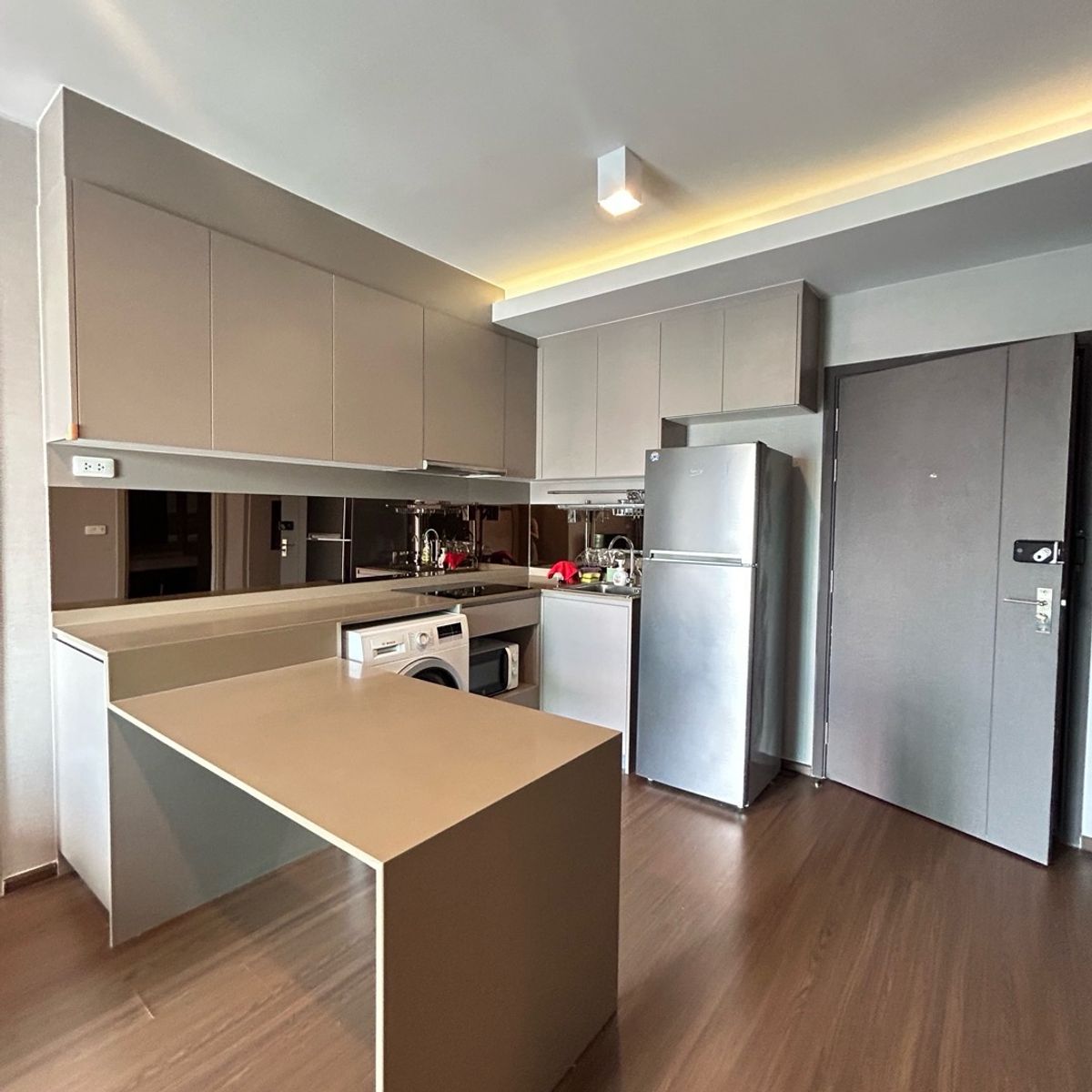 ให้เช่าคอนโดอ่อนนุช อุดมสุข : For rent Ideo Sukhumvit 93