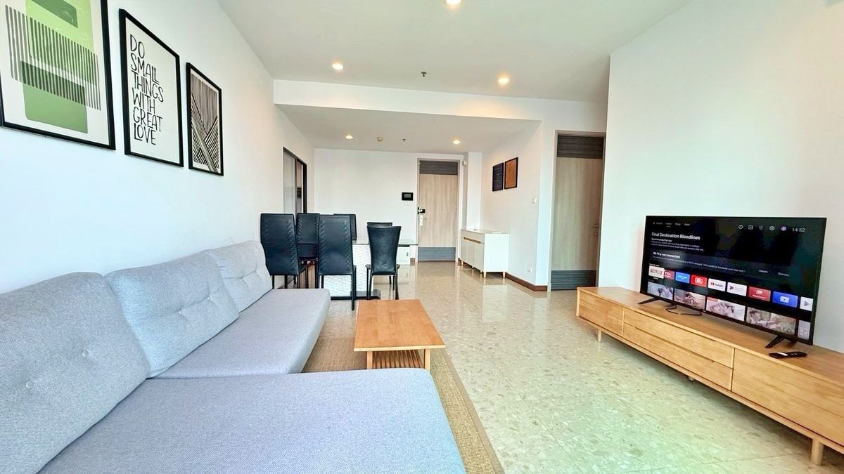 For RentCondoRama9, Petchburi, RCA : Luxurious Penthouse for rent, Supalai Premeir @ ​​Asoke, in the heart of Asoke, next to MRT Phetchaburi, 84 sq m., 2 bedrooms, fully furnished, only 35,000/mo. Available, ready to move in.