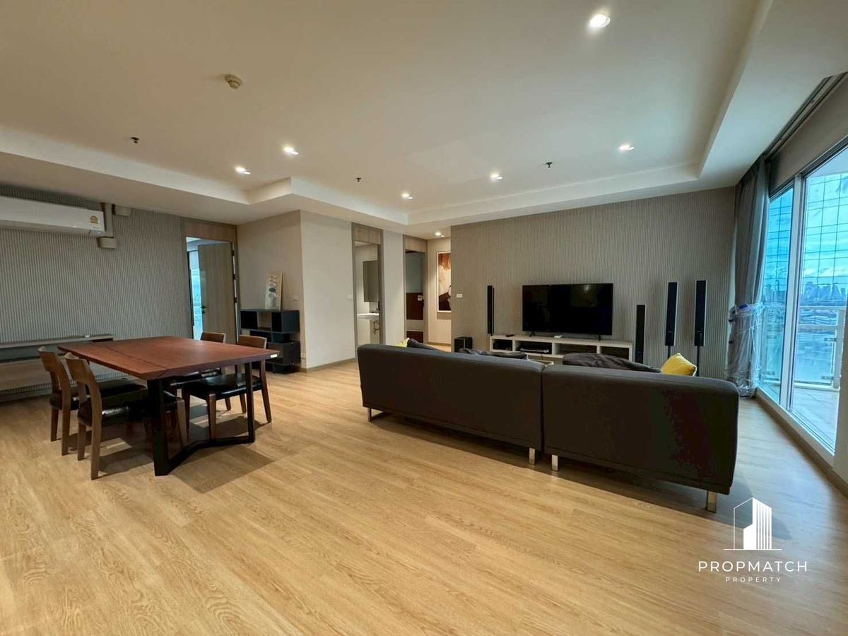 ให้เช่าคอนโดสุขุมวิท อโศก ทองหล่อ : ✨Flash Deal ✨Nusasiri Grand Sukhumvit 42-Ekkamai( 3Bed 3Bath 165.95SQM.) แต่งครบพร้อมอยู่ !! เพียง 85,000บาทต่อเดือน Tel.0981315848 @propmatch