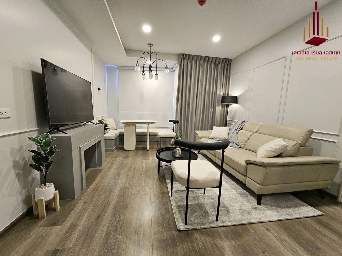 For RentCondoRatchadapisek, Huaikwang, Suttisan : ✨ For Rent: Soho Bangkok Ratchada Condo ✨ 💰 Only 40,000 THB/month