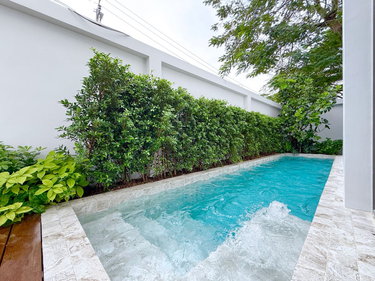 ขายบ้านพระราม 9 เพชรบุรีตัดใหม่ RCA : ขายบ้านตัวอย่างสุดหรู CANVAS RAMA 9 – แบบ Atelier บ้านเดี่ยว 3 ชั้น พร้อมลิฟต์ส่วนตัว หลังเดียวในโครงการที่มี “สระว่ายน้ำส่วนตัว” และ “ที่ดินใหญ่ที่สุด”