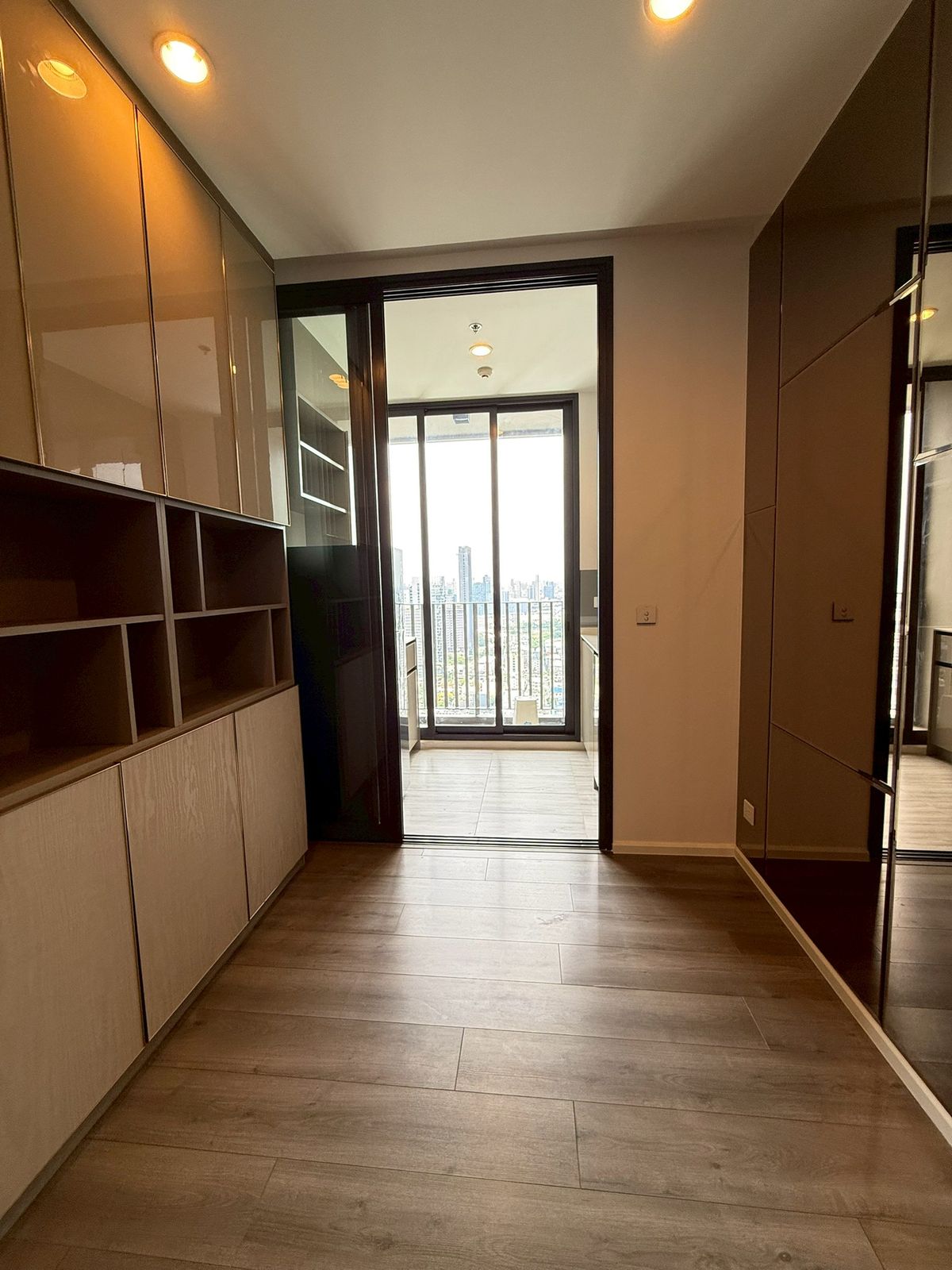 For RentCondoOnnut, Udomsuk : 🏡For Rent : Whizdom Essence Sukhumvit Whizdom Essence (ST-02)