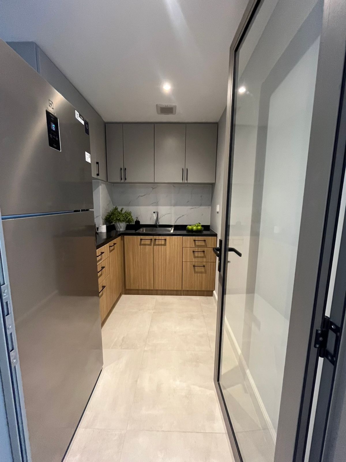 For SaleHome OfficeNawamin, Ramindra : 🏢 Luxurious Home Office for sale, fully furnished, near Central EastVille, the largest house in the project, 51 sq m | 4.5 floors | has a private elevator | Front of the house faces north. Usable area 479.91 sq m | Move in immediately, only 38 million bah