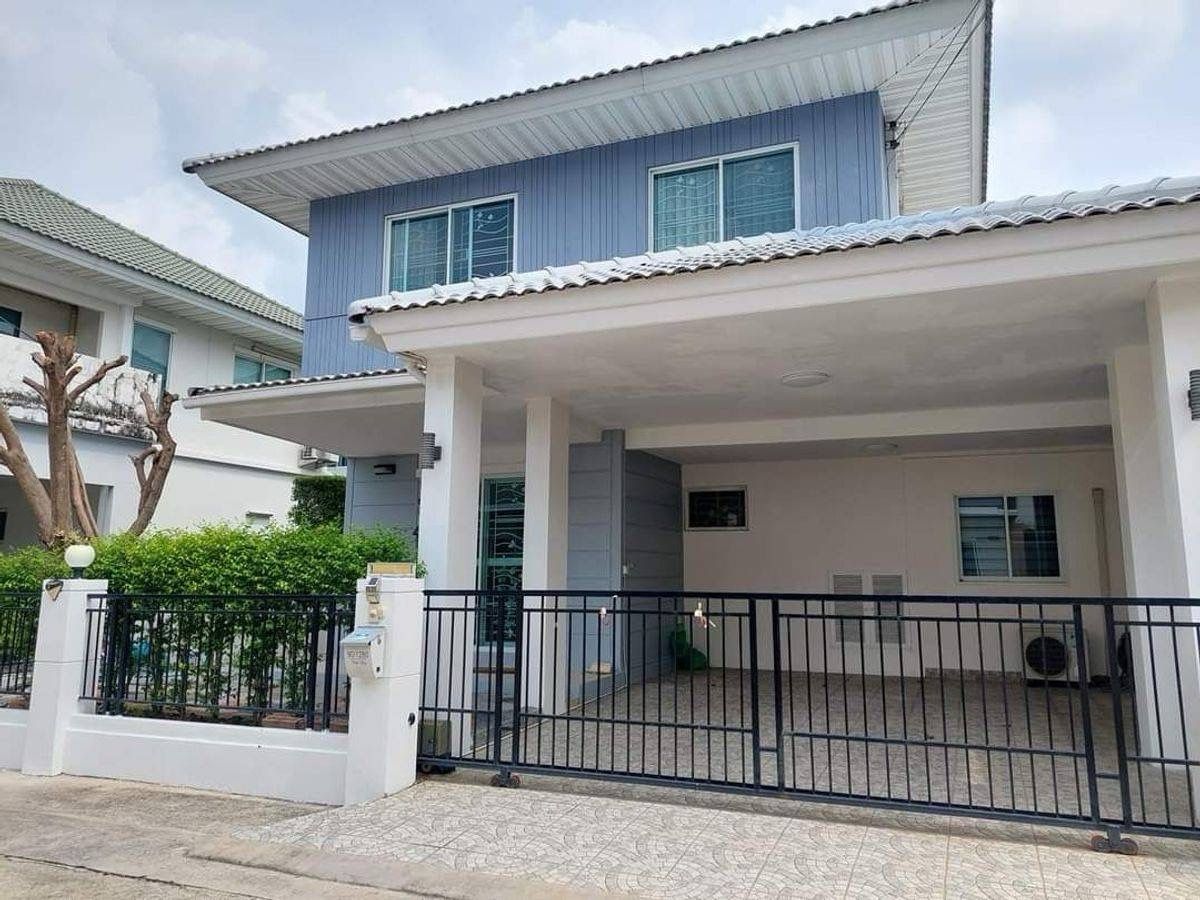 For RentHouseNonthaburi, Bang Yai, Bangbuathong : Single house for rent, The Villa Rattanathibet, near MRT Bang Rak Noi Tha It, only 8 minutes.
