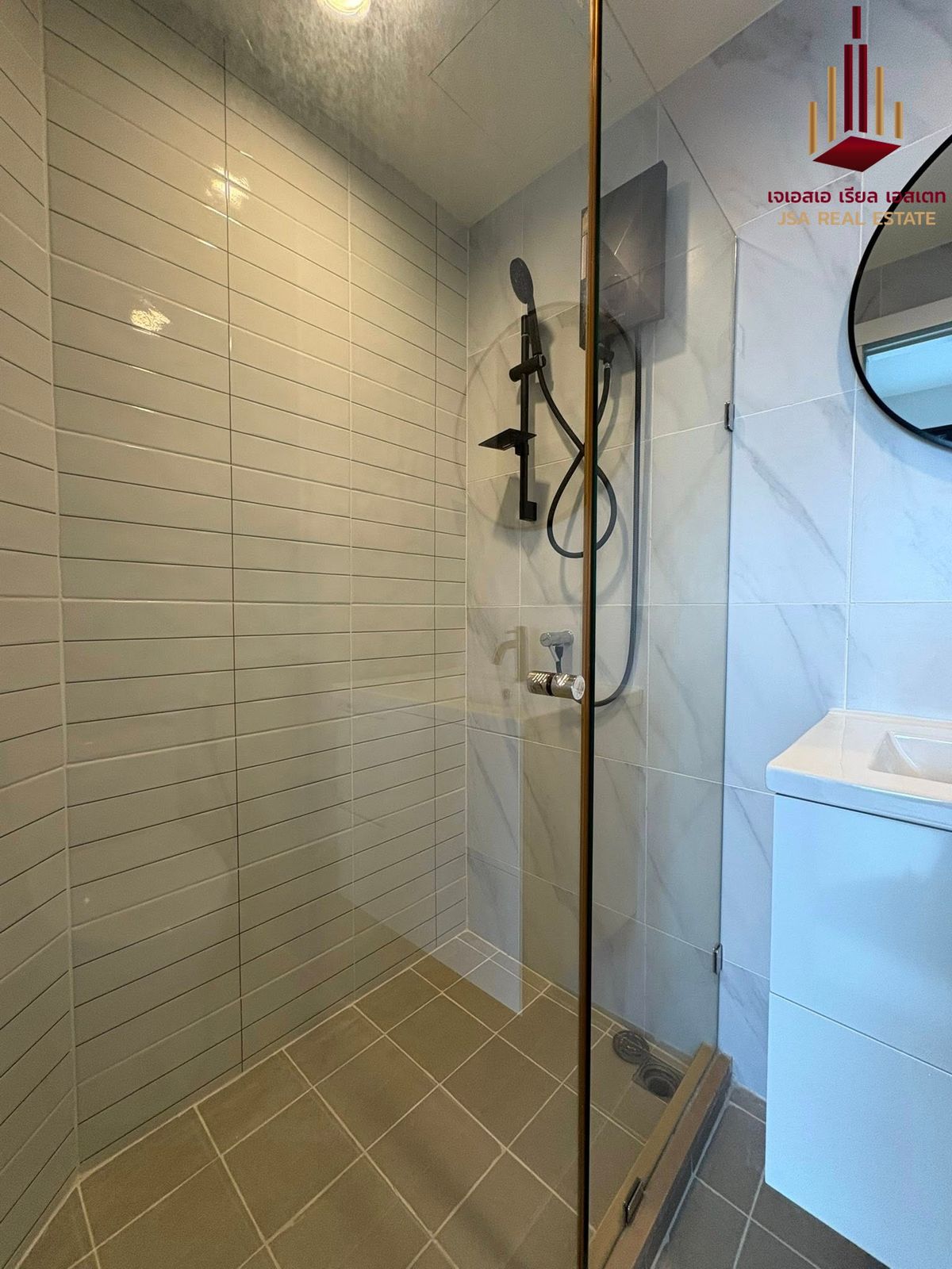 For SaleCondoThaphra, Talat Phlu, Wutthakat : ✨ For sale Ideo Sathorn – Thapra price 2.39 M room 1B/1B