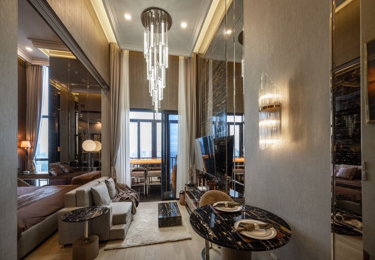 ให้เช่าคอนโดสุขุมวิท อโศก ทองหล่อ : 🏙 Ashton Asoke ชั้น 50 | เพดานสูง 4 ม. | วิวพาโนรามาใจกลางอโศก ห้องแต่งหรู Modern Luxury พร้อมเข้าอยู่ เพียง 45,000 บ./เดือน (ฟีฟ่า) 087-808-3690