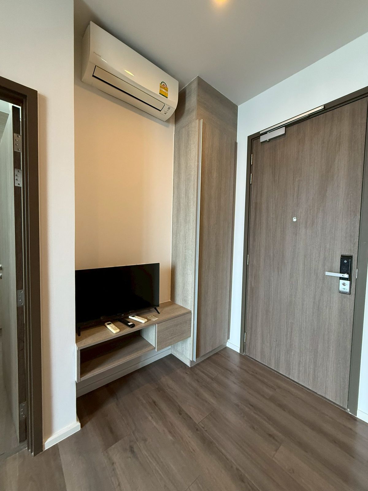 For RentCondoOnnut, Udomsuk : 🏡For Rent : Whizdom Essence Sukhumvit Whizdom Essence (ST-02)
