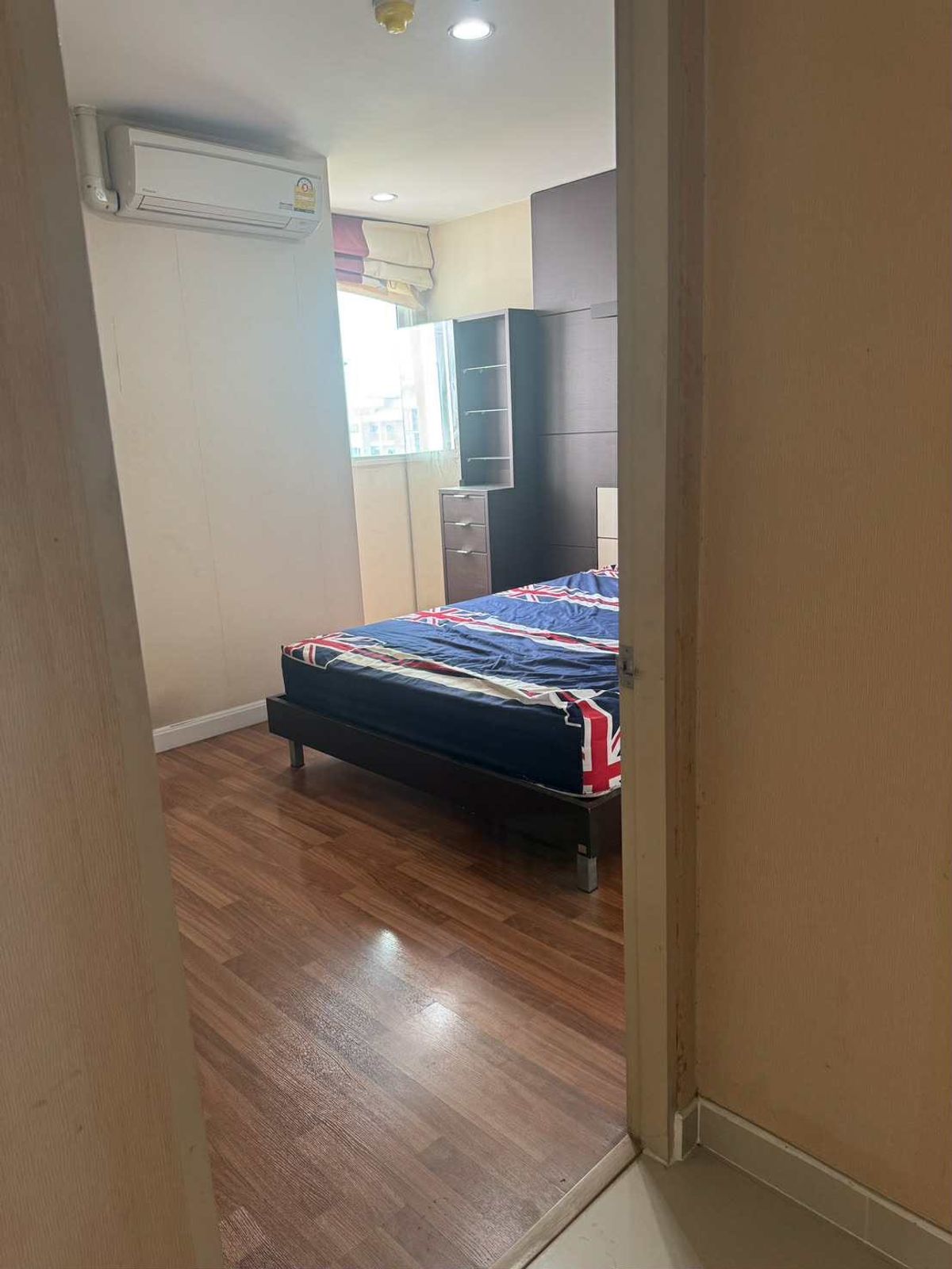 ขายคอนโดท่าพระ ตลาดพลู วุฒากาศ : (รหัส T211) ขายคอนโด metro park sathorn phase 1 เฟอร์ครบ