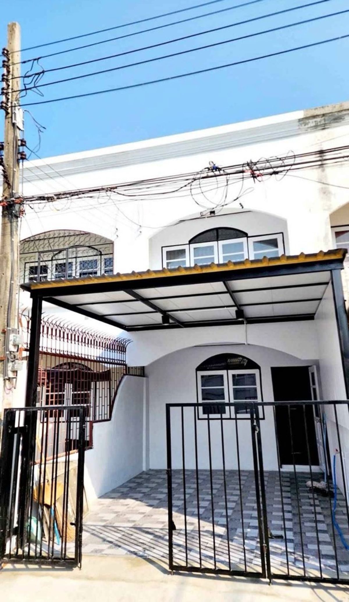 ให้เช่าทาวน์โฮมเกษตร นวมินทร์ ลาดปลาเค้า : ให้เช่าทาวน์เฮาส์ 2 ชั้น ซอยคลองลำเจียก 2 นวลจันทร์ 